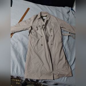 London Fog Elegant  Tan Trench Coat